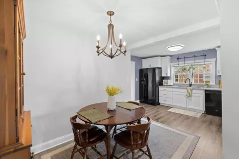 Dining - 151 Stuart Ave, Stuarts Draft, VA 24477 photo 3 of 4