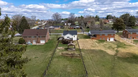 View/Area - 151 Stuart Ave, Stuarts Draft, VA 24477 photo 13 of 15