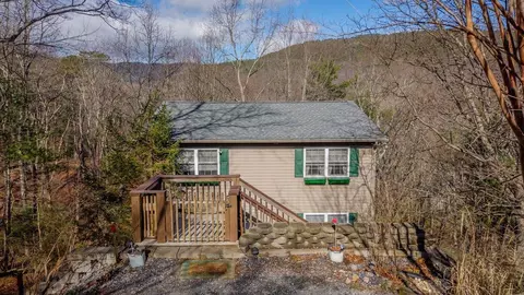 140 Laird Pl, Mcgaheysville, VA 22840