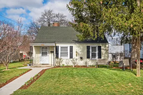 681 N Bayard Ave N, Waynesboro, VA 22980