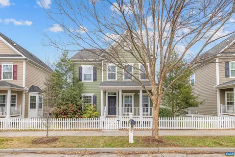 1838 Wickham Pl, Charlottesville, VA 22901