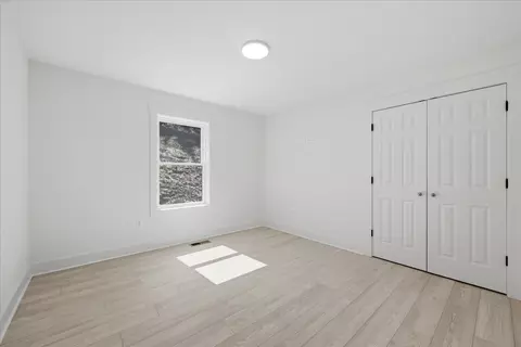 Bedroom - 377 Windy Way, Front Royal, VA 22630 photo 2 of 10