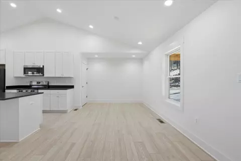 Living - 377 Windy Way, Front Royal, VA 22630 photo 3 of 6