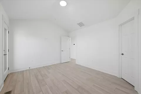 Bedroom - 377 Windy Way, Front Royal, VA 22630 photo 5 of 10