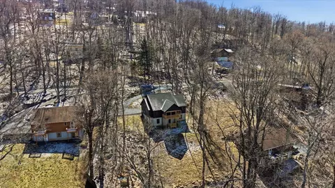View/Area - 377 Windy Way, Front Royal, VA 22630 photo 5 of 7