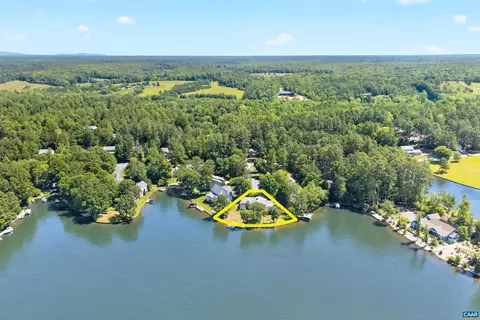 7 Dover Ct, Palmyra, VA 22963