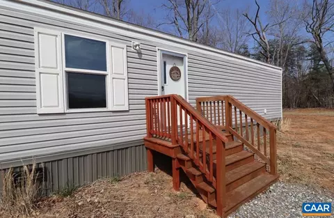 169 Old Darbytown Rd, Dillwyn, VA 23936