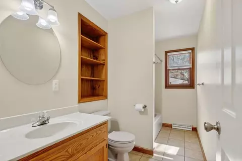 Bath - 5014 Cold Springs Rd, Raphine, VA 24472 photo 2 of 2