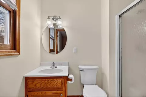 Bath - 5014 Cold Springs Rd, Raphine, VA 24472 photo 1 of 2