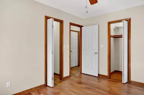 Bedroom - 5014 Cold Springs Rd, Raphine, VA 24472 photo 3 of 10