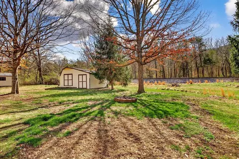Exterior - 5014 Cold Springs Rd, Raphine, VA 24472 photo 11 of 15