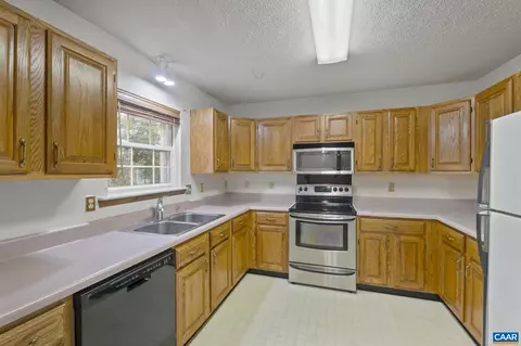814 Jefferson Dr, Palmyra, VA 22963 photo 23