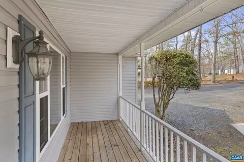 814 Jefferson Dr, Palmyra, VA 22963 photo 5
