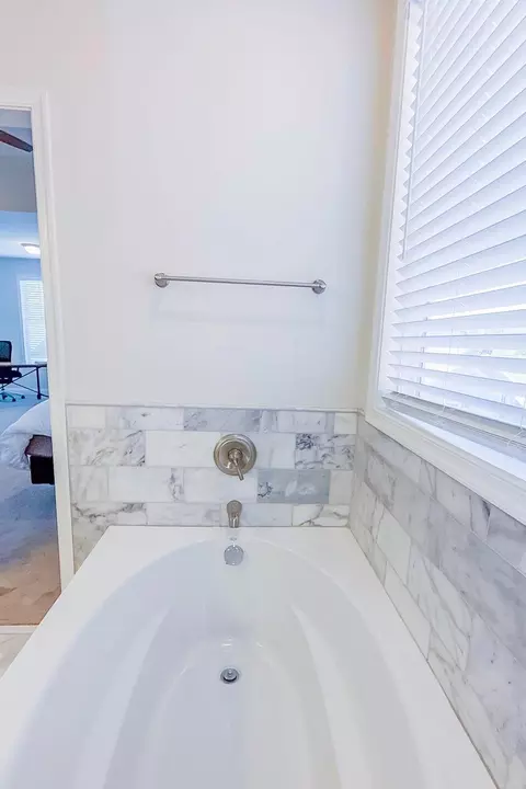 Bath - 47 Chamberlain Loop, Lexington, VA 24450 photo 6 of 9