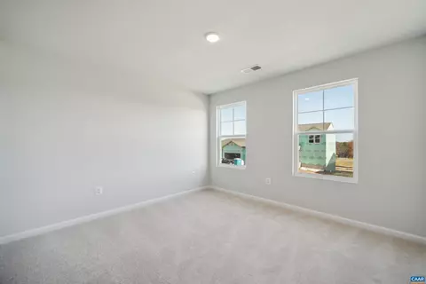 Bedroom - 325 Horse Path Dr, Charlottesville, VA 22902 photo 5 of 10