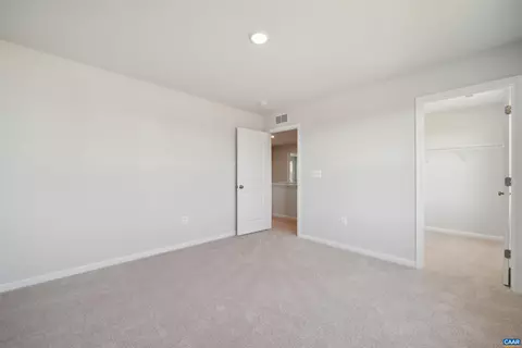 Bedroom - 325 Horse Path Dr, Charlottesville, VA 22902 photo 8 of 10