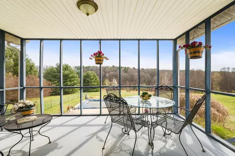 259 Taliaferro Dr, Churchville, VA 24421