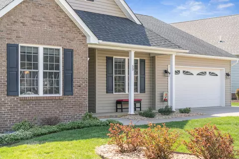 53 Marble Dr, Stuarts Draft, VA 24477 photo 4