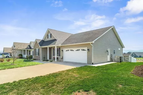 Exterior - 53 Marble Dr, Stuarts Draft, VA 24477 photo 6 of 13