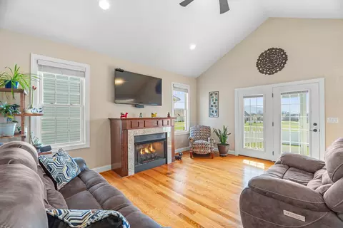 53 Marble Dr, Stuarts Draft, VA 24477 photo 16