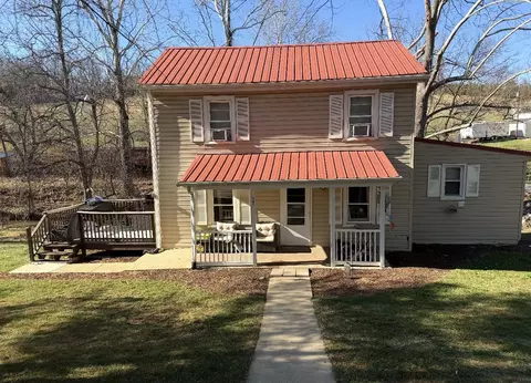 381 Middlebrook Rd, Staunton, VA 24401