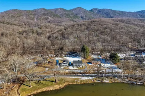 37 39 Whistle Ln, Shenandoah, VA 22849