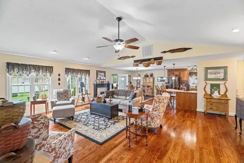 Living - 23 Slate Dr, Stuarts Draft, VA 24477 photo 1 of 3