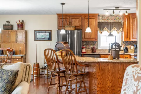 Kitchen - 23 Slate Dr, Stuarts Draft, VA 24477 photo 4 of 7