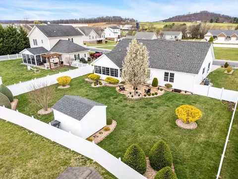 View/Area - 23 Slate Dr, Stuarts Draft, VA 24477 photo 4 of 9
