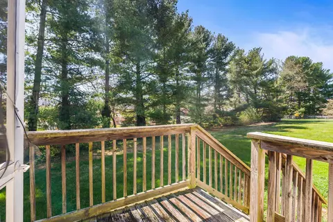 Exterior - 28 Brighton Ct, Stuarts Draft, VA 24477 photo 5 of 8