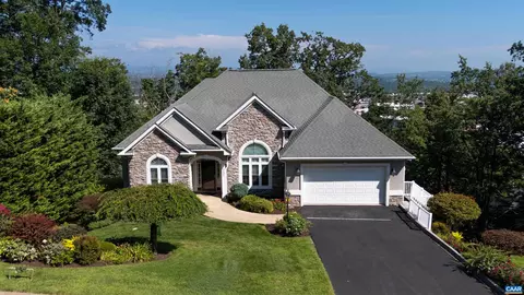 137 Diamond Ct, Harrisonburg, VA 22801