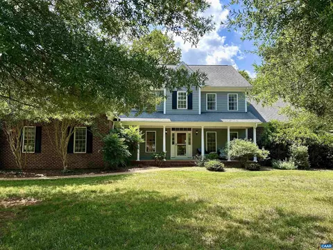 5270 Tanager Woods Dr, Earlysville, VA 22936