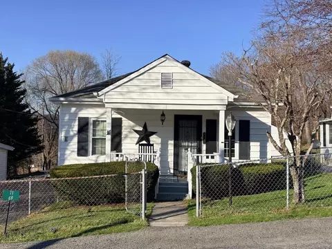 71 Kingstown Ln, Hot Springs, VA 24445