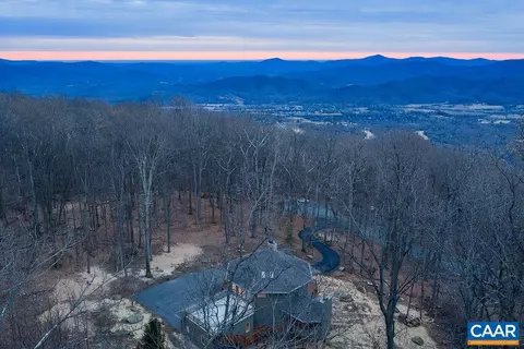 749 Far Knob Climb, Nellysford, VA 22958