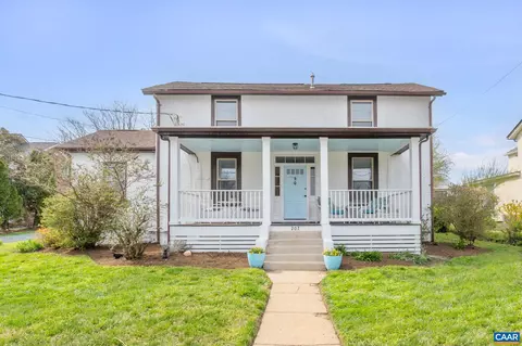 207 Douglas Ave, Charlottesville, VA 22902