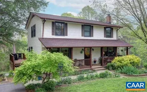1524 Harris Creek Rd, Charlottesville, VA 22902
