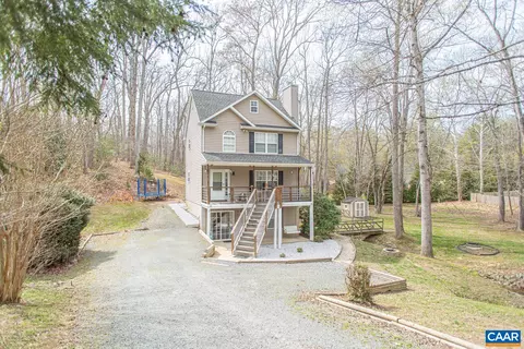 5 Bridlewood Dr, Palmyra, VA 22963