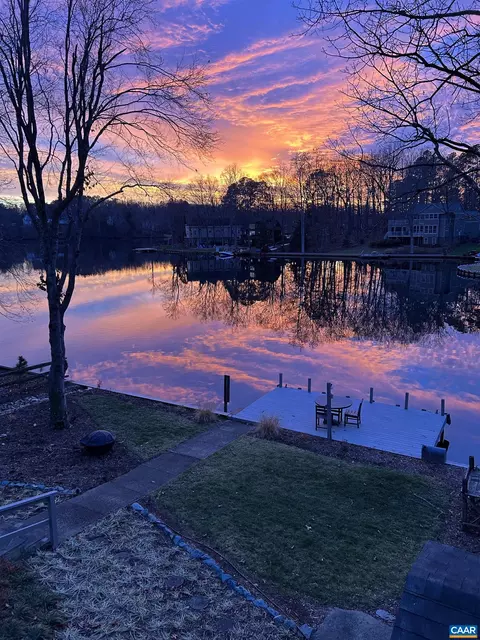 27 Ashlawn Blvd, Palmyra, VA 22963