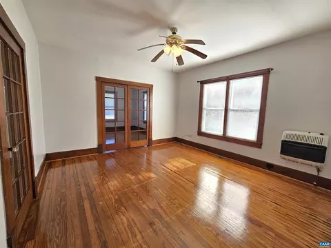 Living - 74 Conner St, Dillwyn, VA 23936 photo 3 of 6