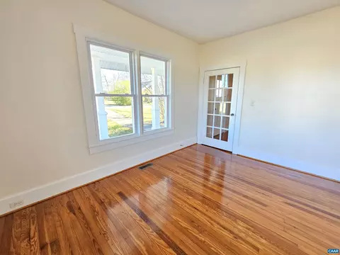 Living - 74 Conner St, Dillwyn, VA 23936 photo 6 of 6