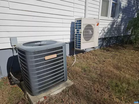 Exterior - 74 Conner St, Dillwyn, VA 23936 photo 9 of 18