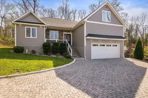 1180 B Nelson Dr, Harrisonburg, VA 22801
