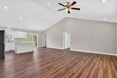 Living - 254 Locustdale Loop, Shenandoah, VA 22849 photo 1 of 8