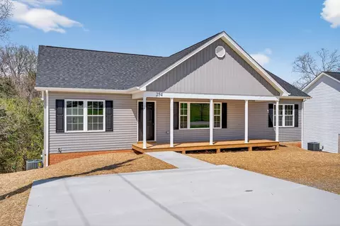 Exterior - 254 Locustdale Loop, Shenandoah, VA 22849 photo 6 of 20
