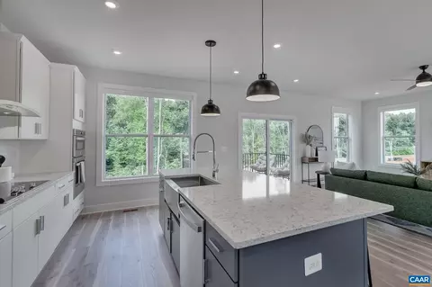 87 Renee Ln, Charlottesville, VA 22901 photo 9