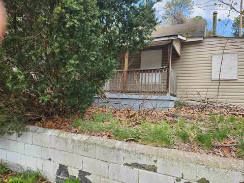 1619 E Main St E, Waynesboro, VA 22980 photo 2