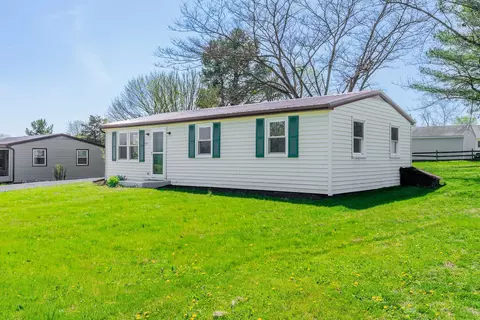 329 Dutch Ln, Mount Jackson, VA 22842
