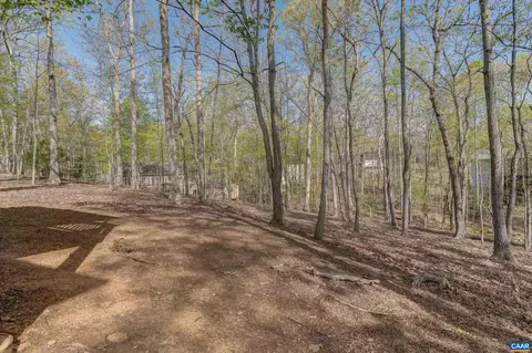 Exterior - 15 Austin Dr, Palmyra, VA 22963 photo 6 of 11