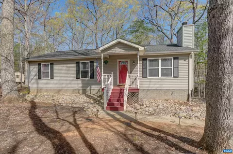 15 Austin Dr, Palmyra, VA 22963