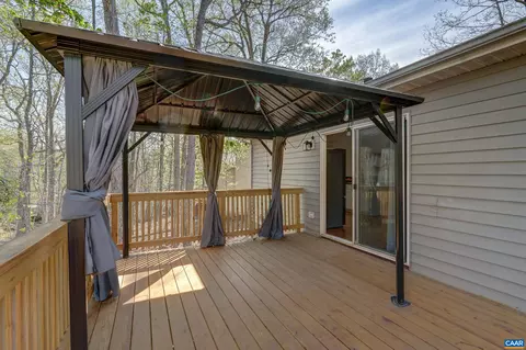 Exterior - 15 Austin Dr, Palmyra, VA 22963 photo 3 of 11